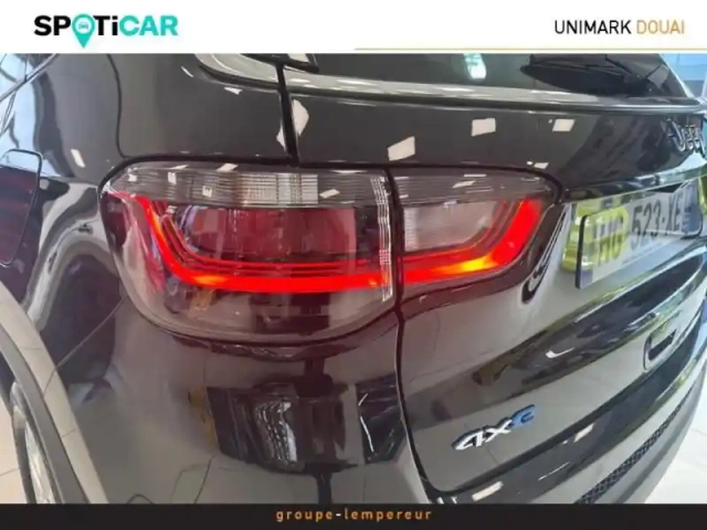 Jeep Compass 1.3 turbo t4 190ch phev 4xe altitude at6 eawd — photo 12