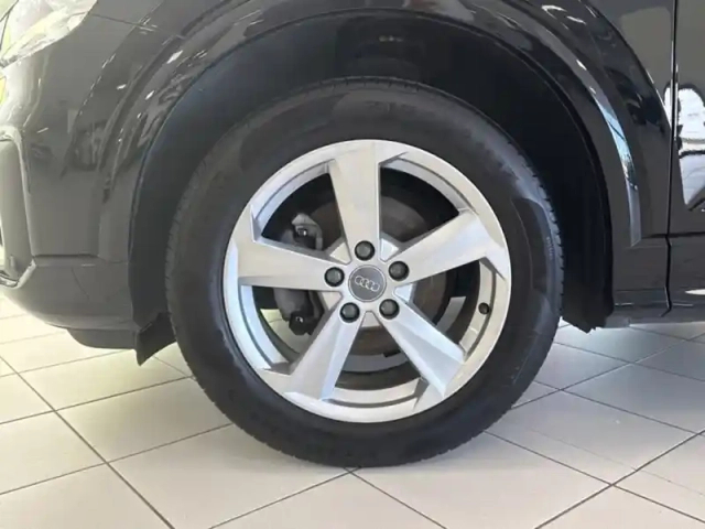 Audi Q2 30 tfsi sport — photo 9