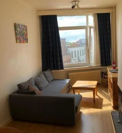 Studio refait à neuf meublé et tout equipé