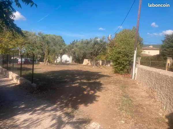Terrain à louer pour dépôt