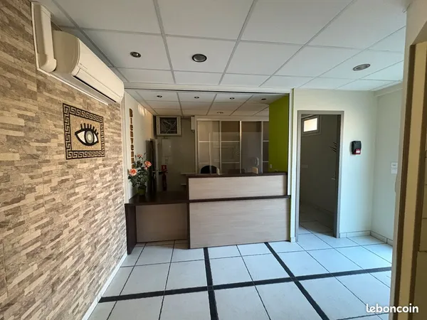 Local professionnel