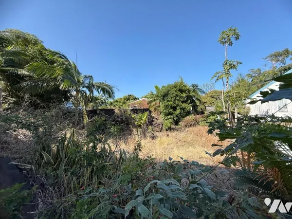 Terrain 400 m²