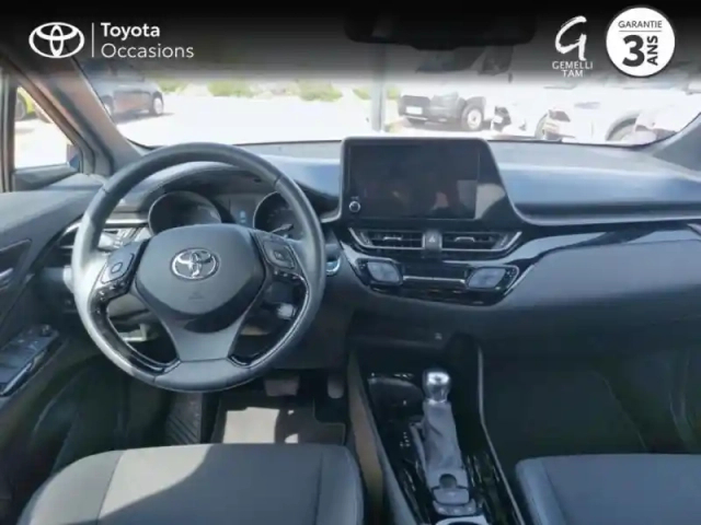 Toyota C-Hr 2.0 hybride 184ch design ultimate e-cvt — photo 8