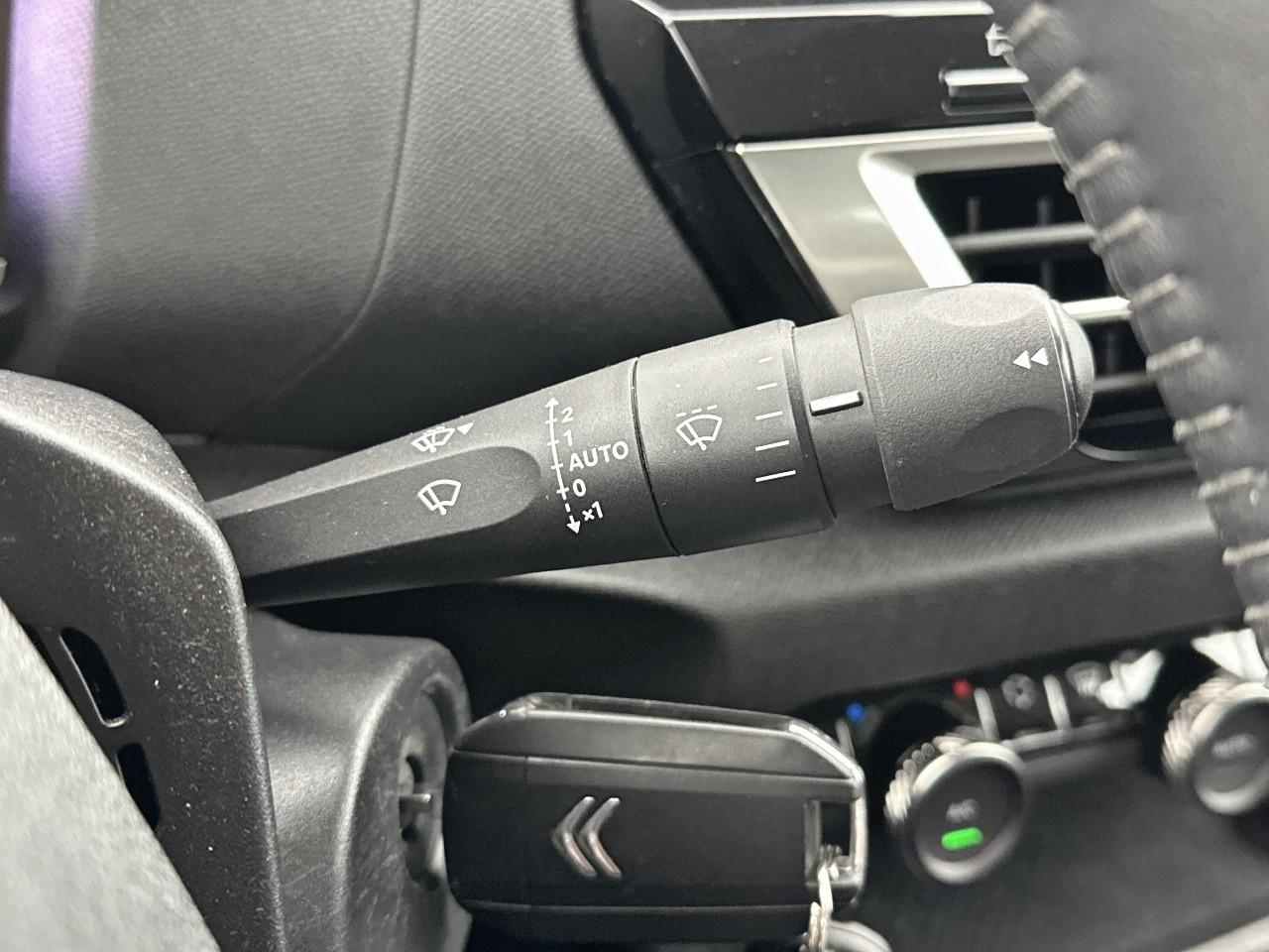 Citroën C4 puretech 130 s&s eat8 feel — photo 18