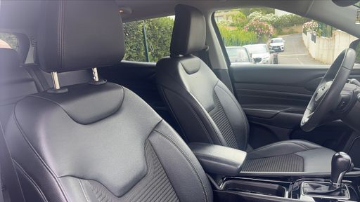 Jeep Compass 1.5 Turbo 130 e-Hybrid 2WD DCT7 - Limited – 2022 – 74619 km – Hybride essence – Boîte Automatique — photo 26