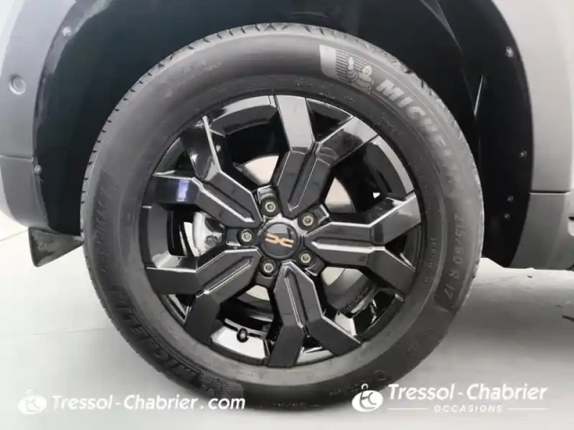 Dacia Duster tce 150 4x2 edc extreme — photo 15