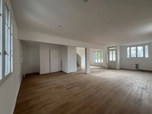 Maison 6 pièces 140 m²