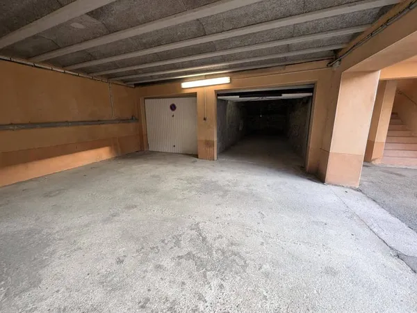 Stationnement Location Générac 80€
