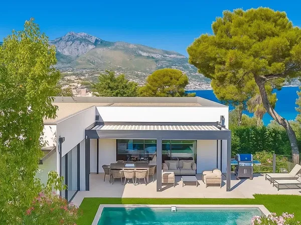 Cap Martin–Villa contemporaine avec vue mer, proche Monaco, au cœur d’un quartier prestigieux et cal