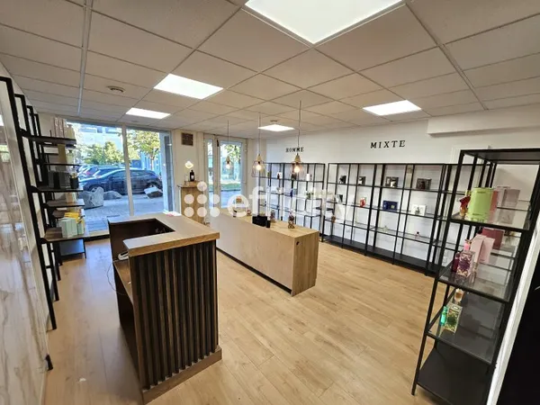 Fonds de commerce 2 pièces 49 m²