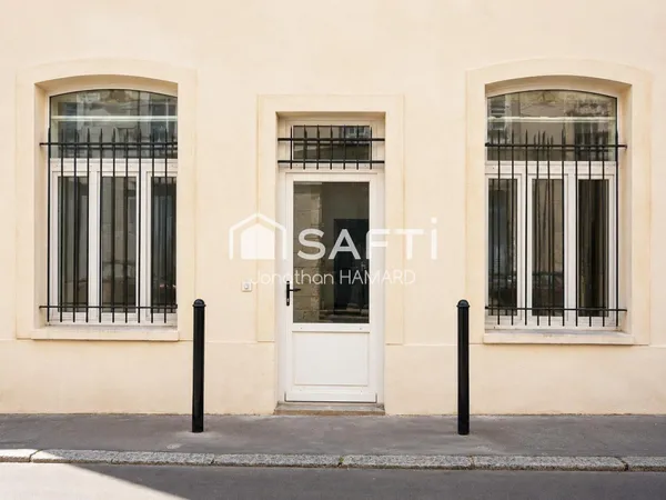 Place du Sanitat - Un T3 avec terrasse privative au coeur de Nantes : une opportunité rare à façonne