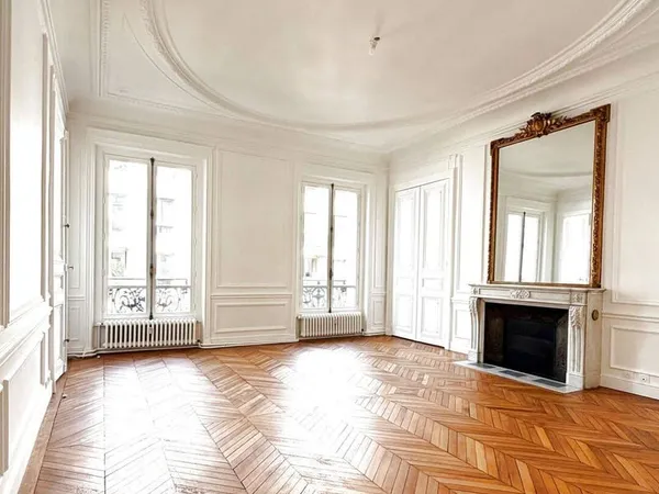 Appartement 6 pièces 172 m²