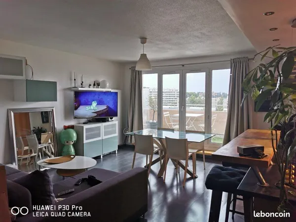 À LOUER - T2 51 m² - DERNIER ÉTAGE - TERRASSE 25 m² PLEIN SUD - PARKING