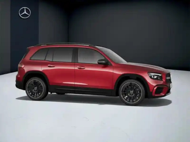 Mercedes Glb 200 d amg line — photo 17