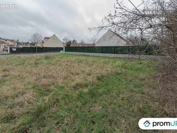 Terrain 651 m² Montigny Lencoup