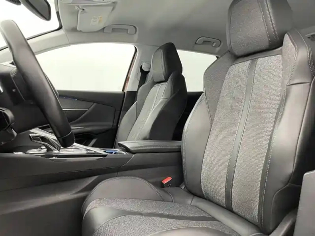 Peugeot 3008 puretech 130ch s&amp;s eat8 — photo 27