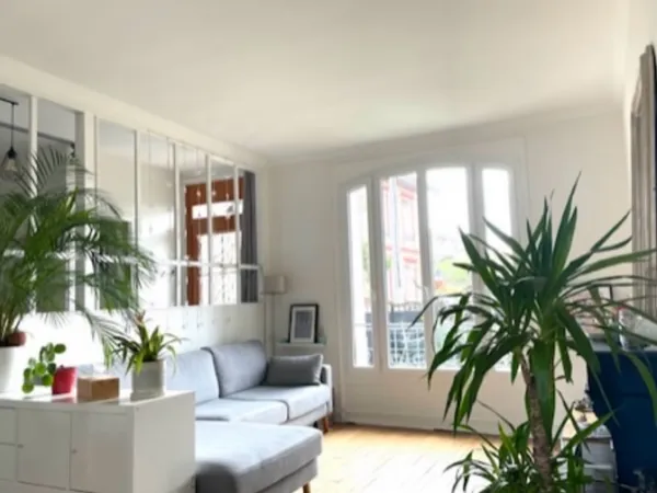 Loue Chambre chez l'habitant pour étudiante - 1 chambre, 14,5m², dans maison 110m² Saint-Leu-la-Forê
