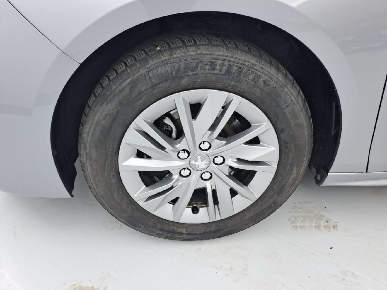 Peugeot 508 sw puretech 130 ch s&s eat8 active pack — photo 11