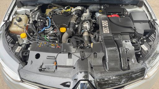 Renault Megane 1.5 Blue dCi 115 - Business – 2021 – 77378 km – Diesel – Boîte Manuelle — photo 46