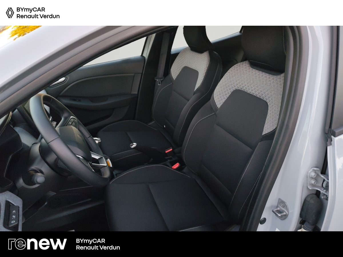 Renault Clio Blue dCi 100 ch GSR2 — photo 11