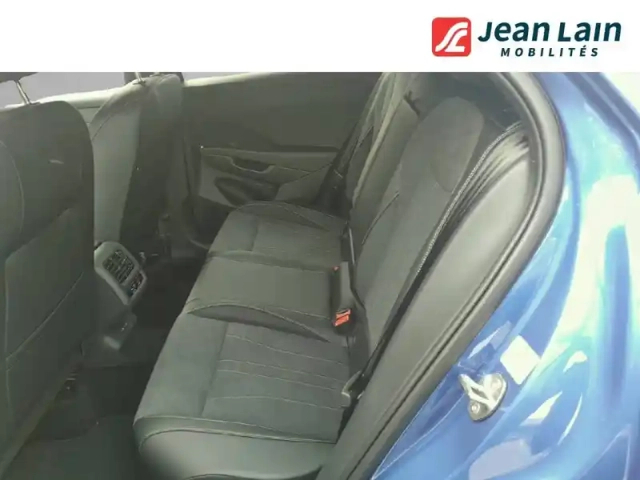 Volkswagen T-Roc 1.5 etsi evo2 hybrid 150 ch dsg7 — photo 17