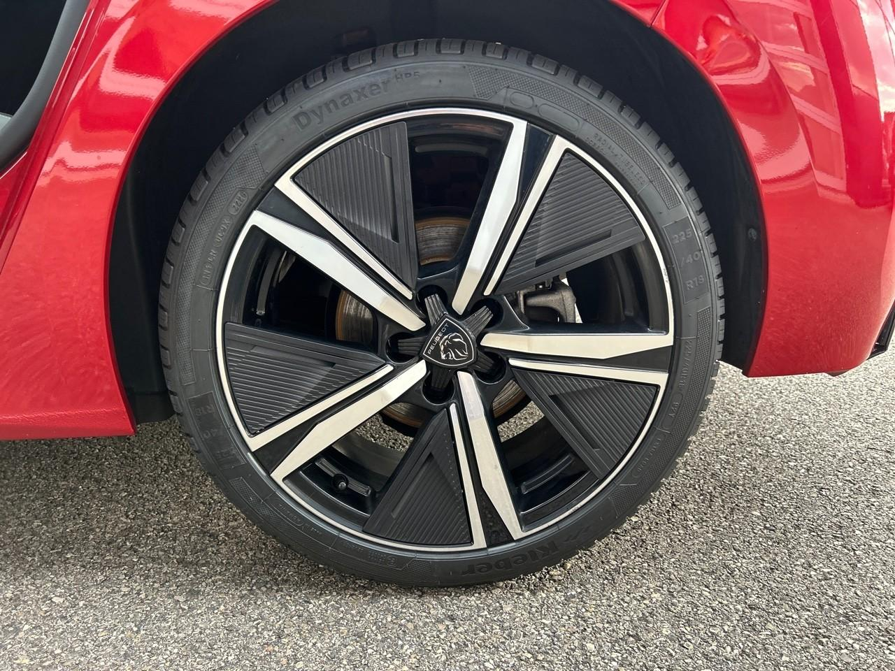 Peugeot 308 1.2 puretech 130ch s&s gt eat8 — photo 11