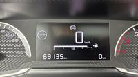Peugeot 208 1.5 BlueHDi 100 Premium — photo 9