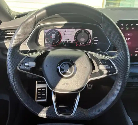 Skoda Octavia combi 2.0 tdi 150 ch scr dsg7 — photo 10