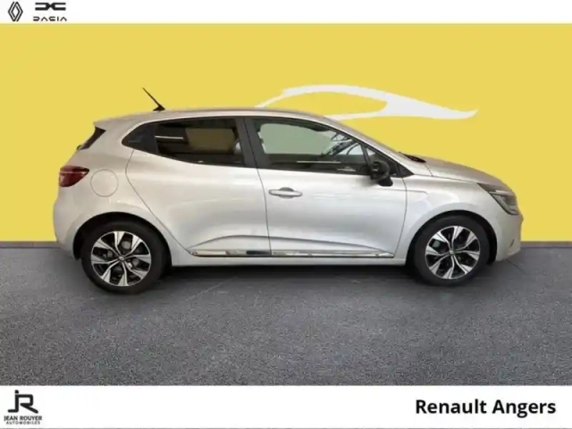 Renault Clio 1.5 blue dci 100ch evolution — photo 29