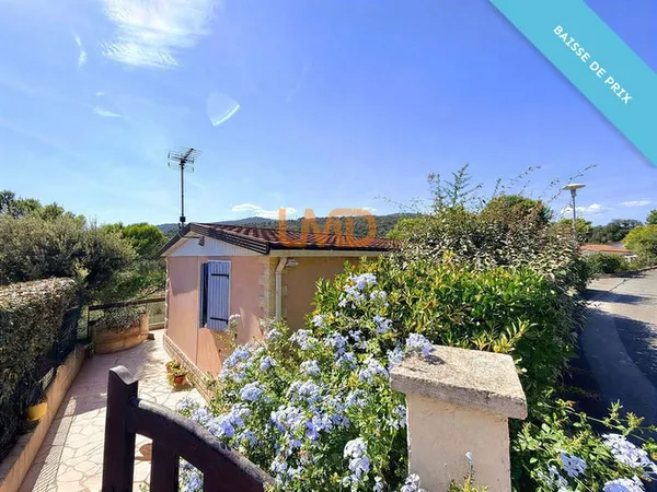 Roquebrune-sur-Argens  Chalet 82 m², 3 chambres et jardin