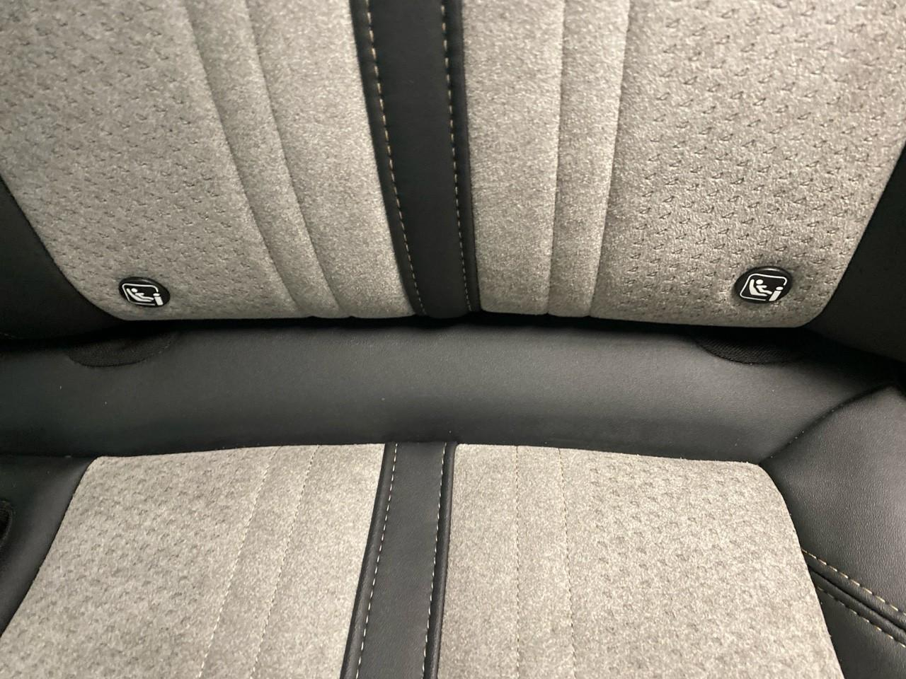 Peugeot 3008 hybrid 225 e-eat8 gt pack — photo 23