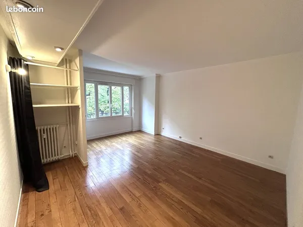 Annemasse centre - spacieux f2 de 55 m² avec balcon et cave