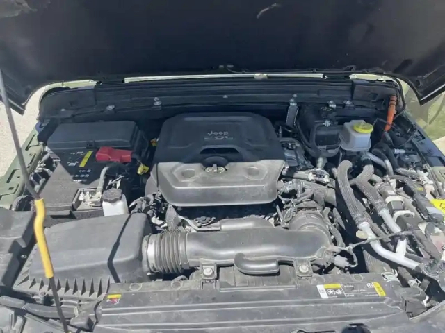 Jeep Wrangler unlimited 2.0 t 380ch 4xe 80th anniversary command-trac — photo 12