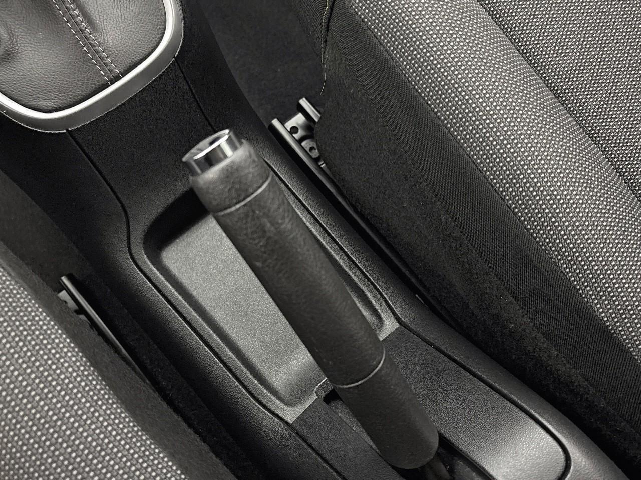 Citroën C3 puretech 110 s&s eat6 shine — photo 21
