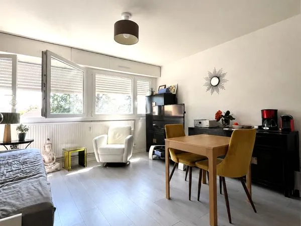 Studio meuble