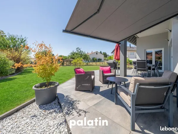 Maison 7 pièces 250 m²
