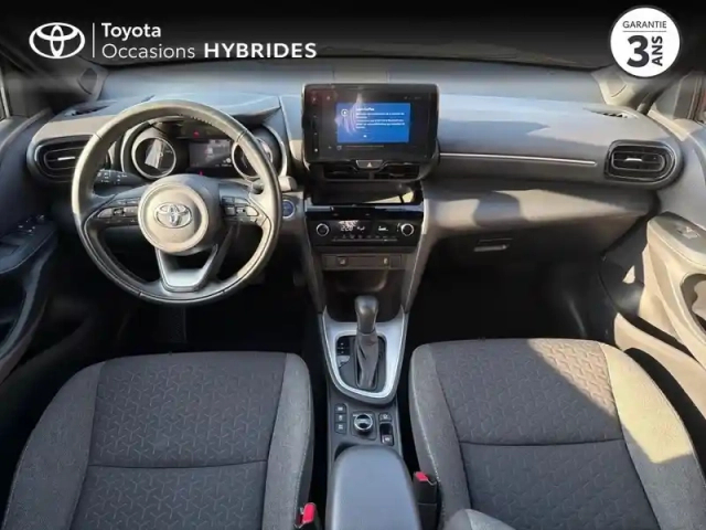 Toyota Yaris cross 116h design awd-i my21 — photo 8
