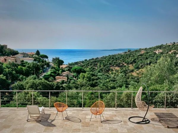 VUE MER POUR CETTE VILLA T4 AVEC T2 NEUF