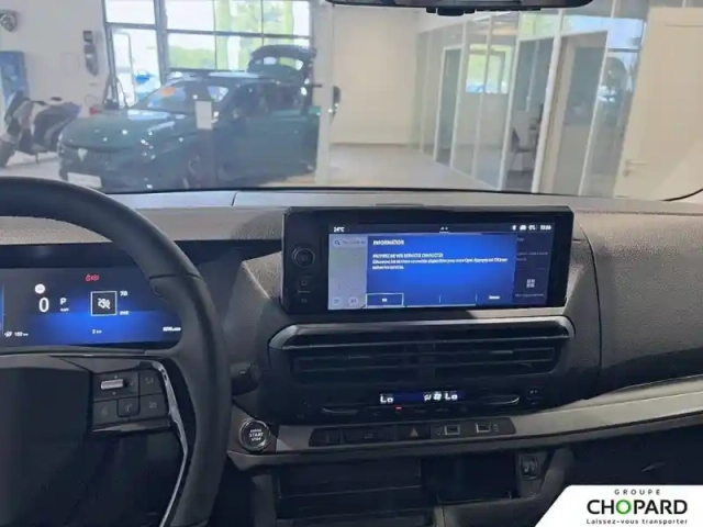 Opel Vivaro fgn sportive diesel 180 ch m automatique — photo 12