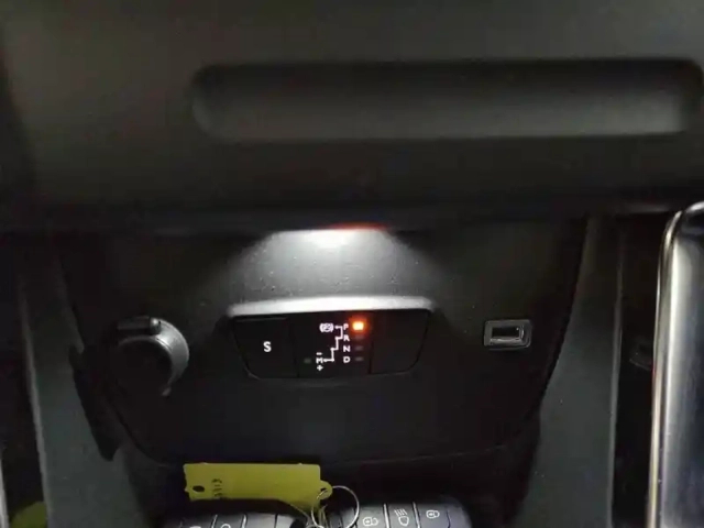Citroën C3 Aircross bluehdi 120 s&amp;s eat6 — photo 88