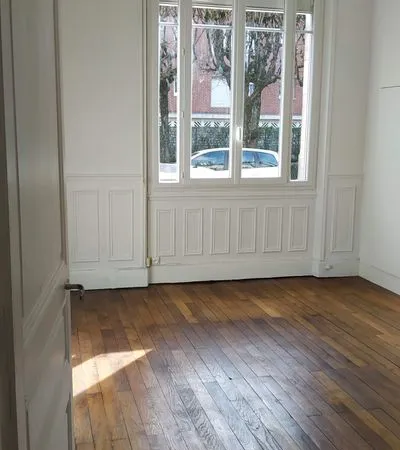 Appartement t2bis jardin veranda orleans centre