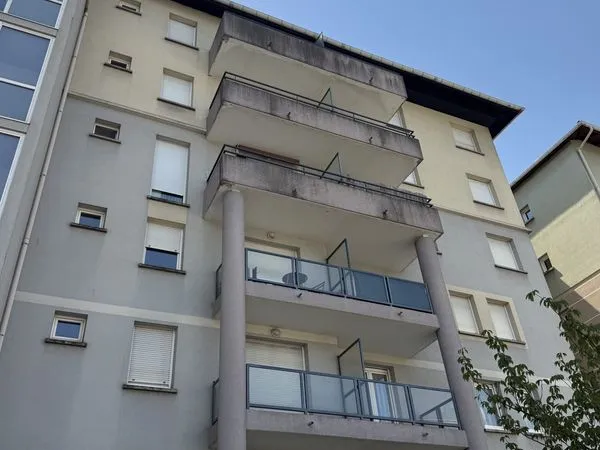 Studio 1 pièce 27 m²