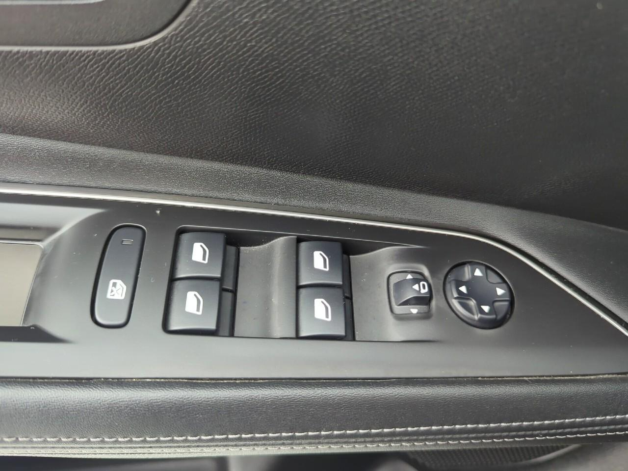 Peugeot 3008 puretech 130ch s&s bvm6 allure — photo 29