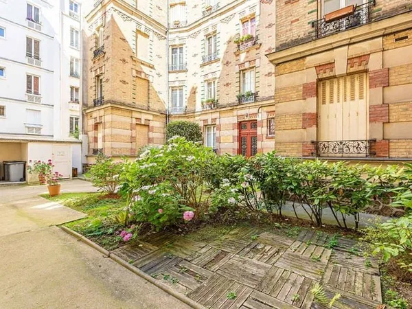 Bureaux 4 pièces 88 m²