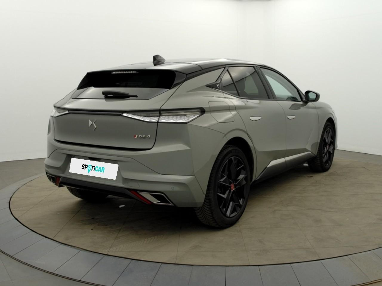 Ds Ds 4 puretech 130 eat8 performance line+ — photo 5