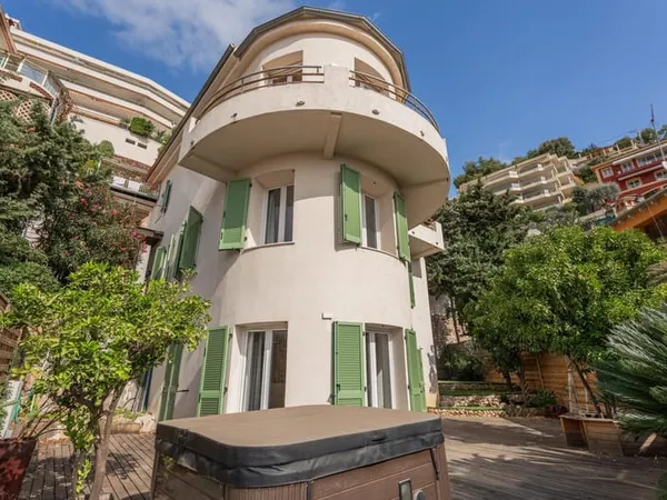 Maison 5 pièces 200 m²