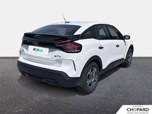 Citroën C4 e- 136 ch automatique — photo 8
