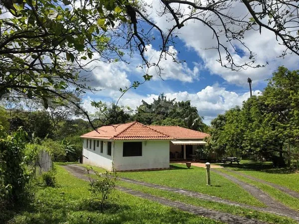 Villa 7 pièces 158 m²