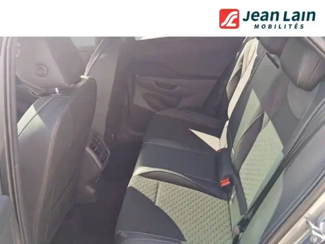 Volkswagen T-Roc 1.5 etsi evo2 hybrid 150 ch dsg7 — photo 17