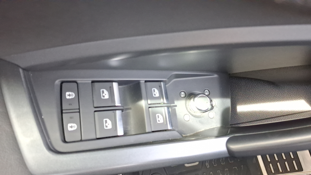 Audi Q3 35 TDI 150 ch Quattro — photo 40